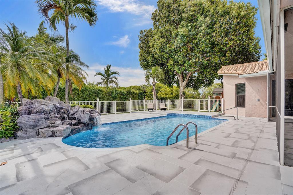 EAGLE POINT - Residential