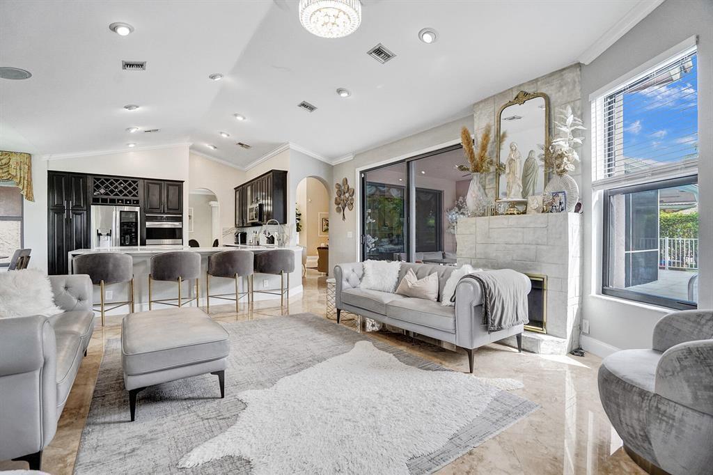 EAGLE POINT - Residential