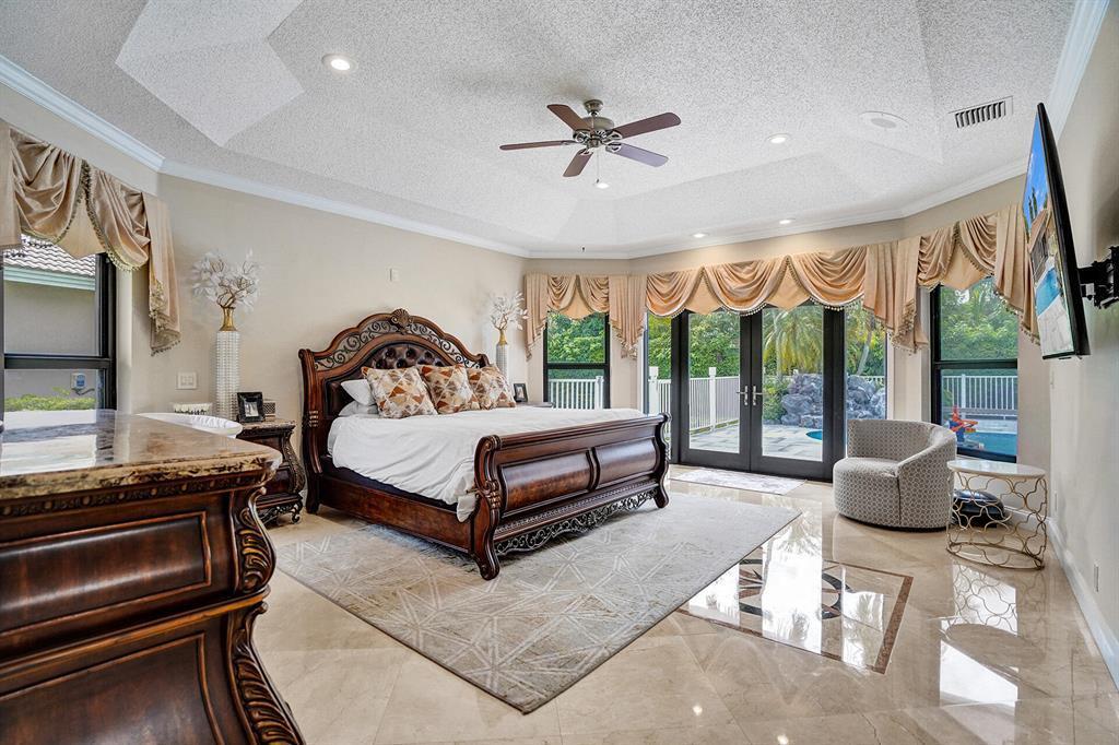 EAGLE POINT - Residential