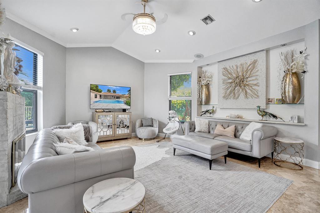 EAGLE POINT - Residential