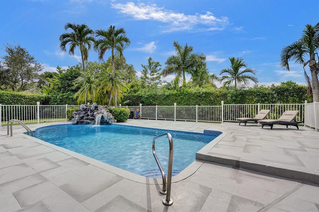 EAGLE POINT - Residential