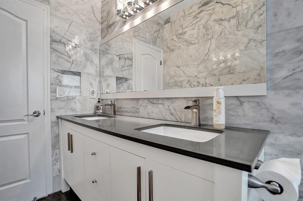 EAGLE POINT - Residential