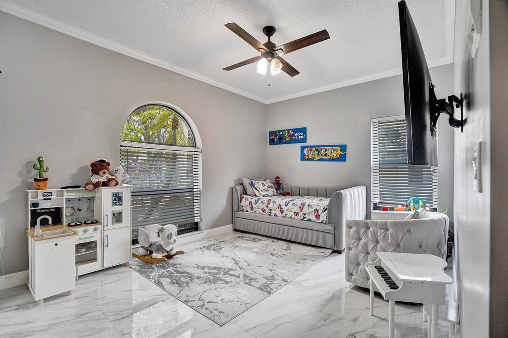 EAGLE POINT - Residential