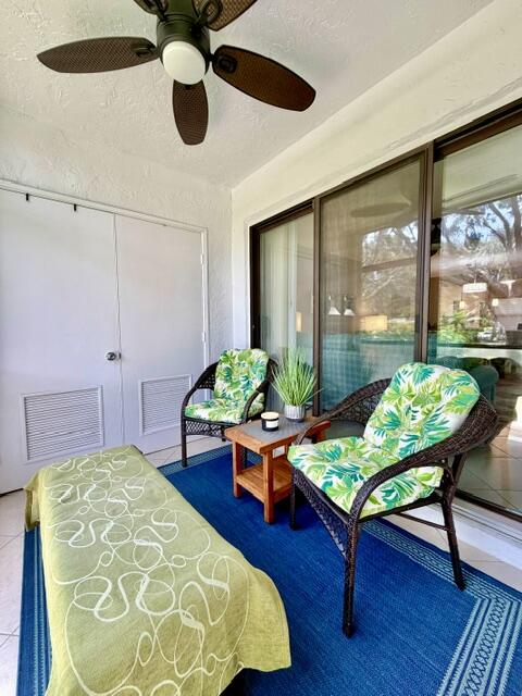 BOCA PALMS - Residential