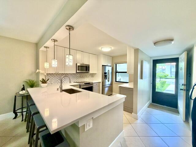 BOCA PALMS - Residential