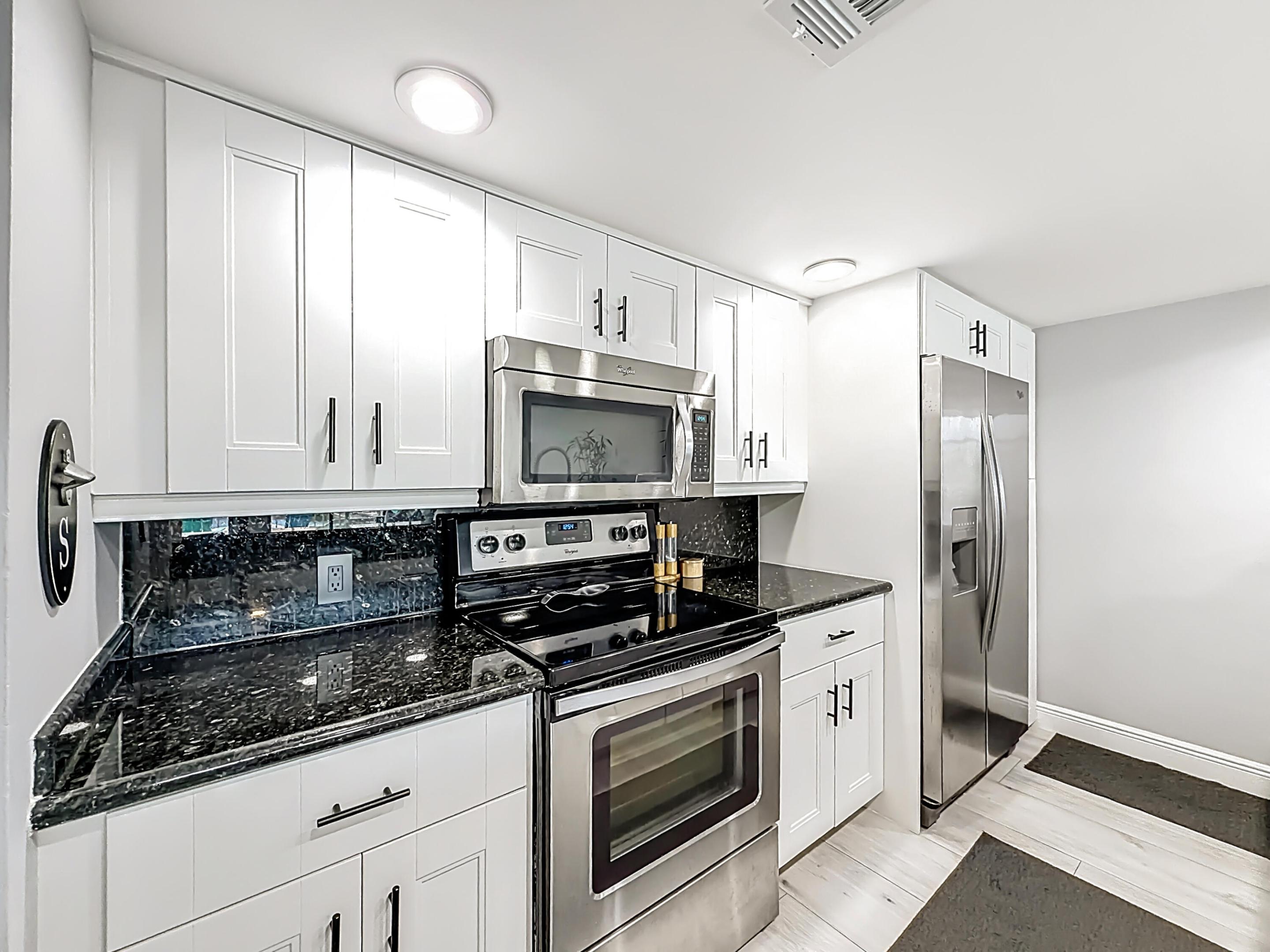 VILLAS LAKES - Residential