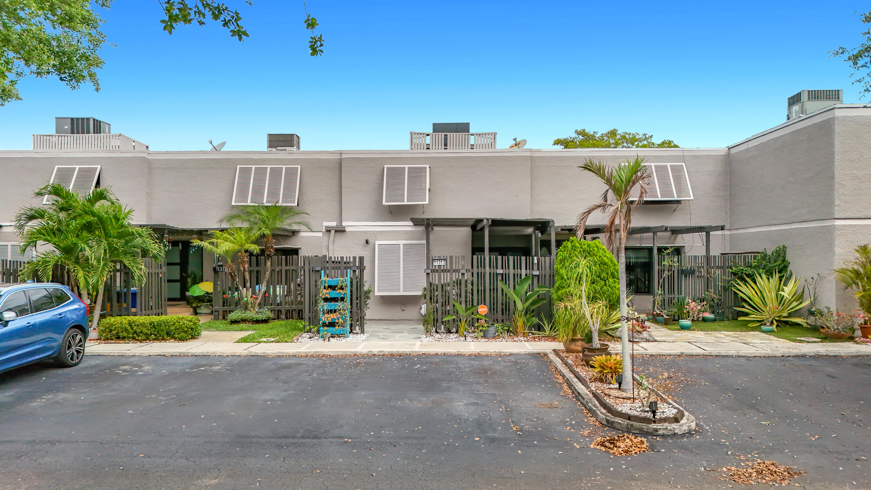 VILLAS LAKES - Residential