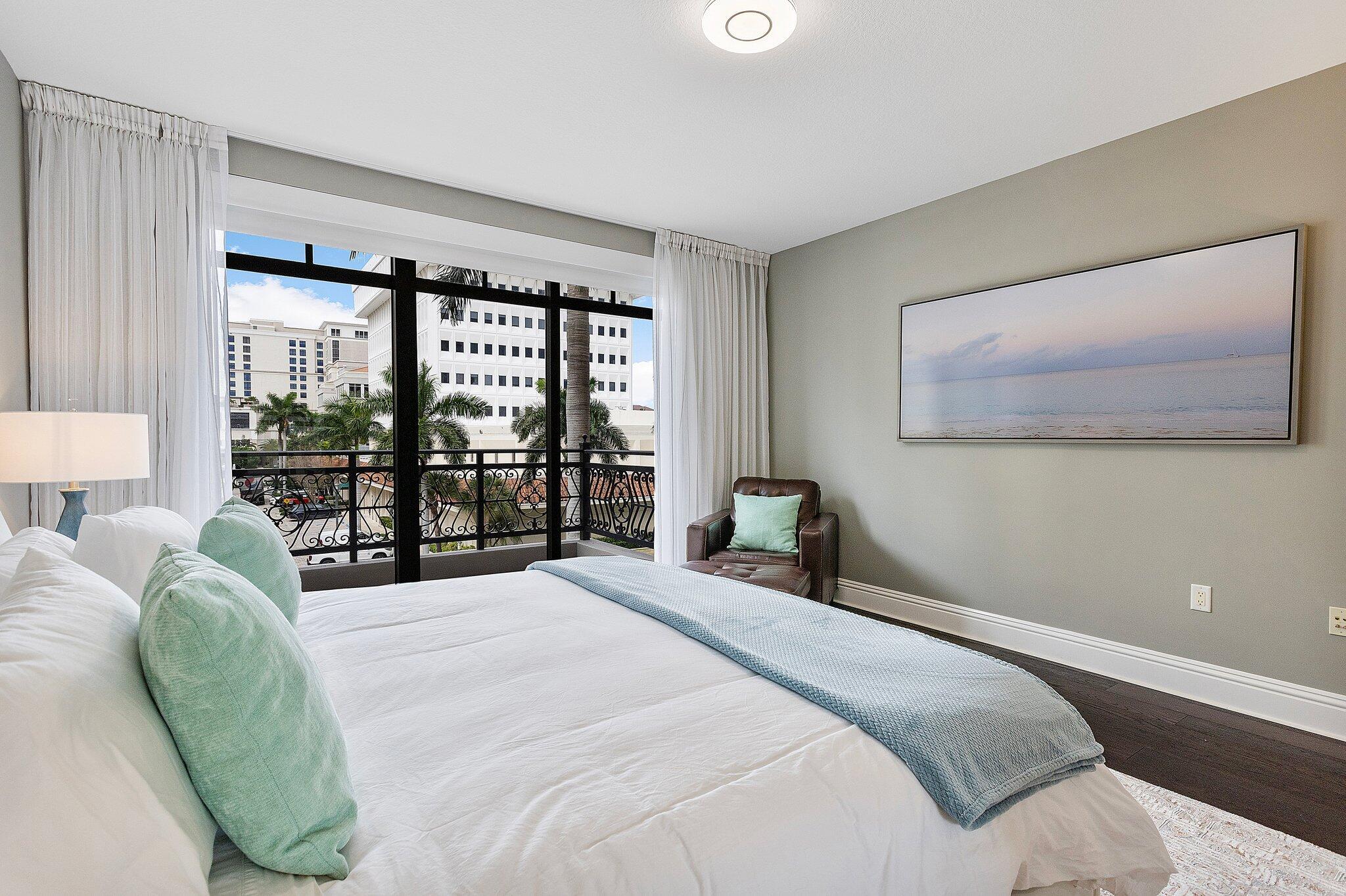 200 EAST - Residential Lease