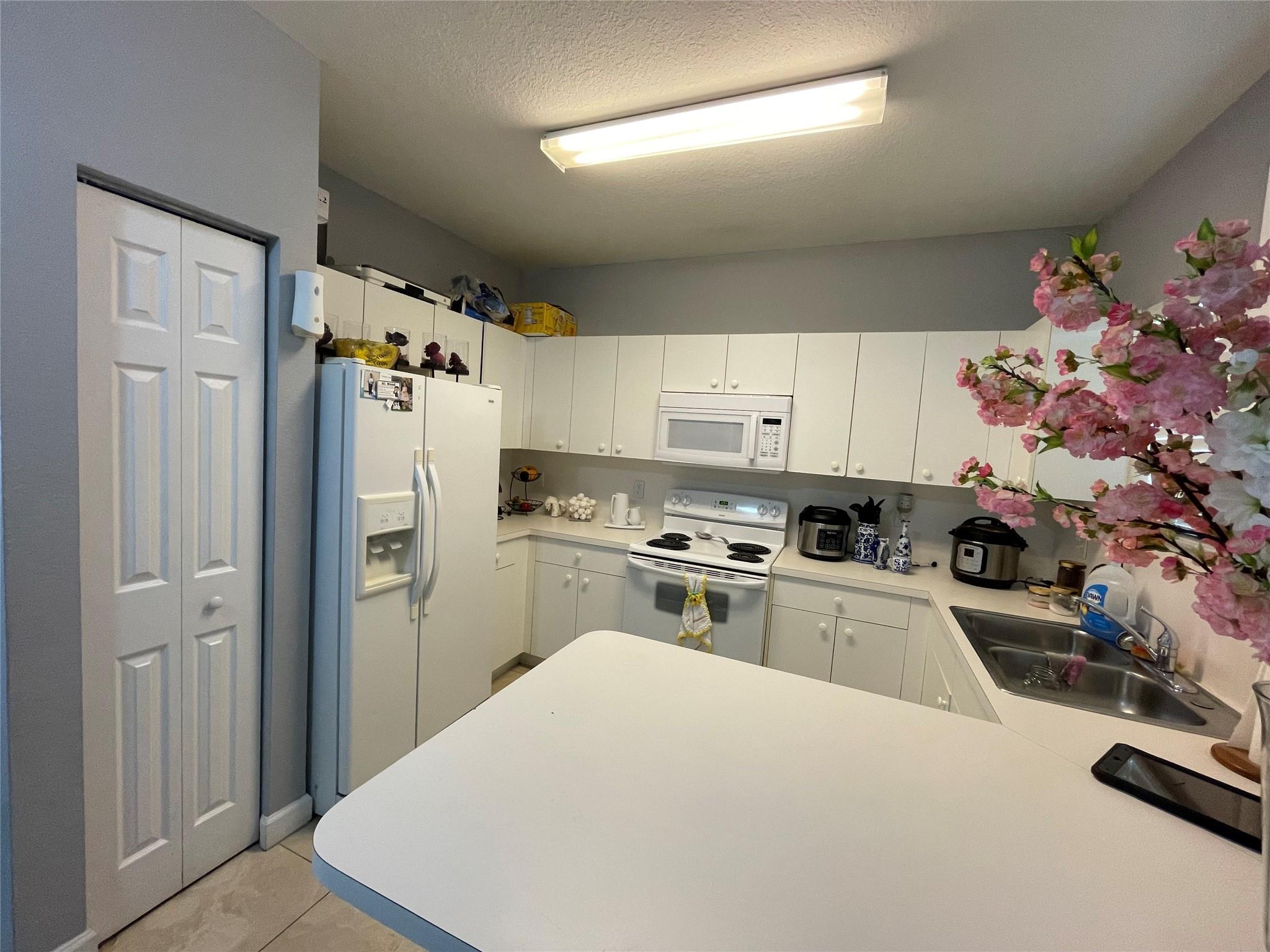 Caribbean Isles - Residential