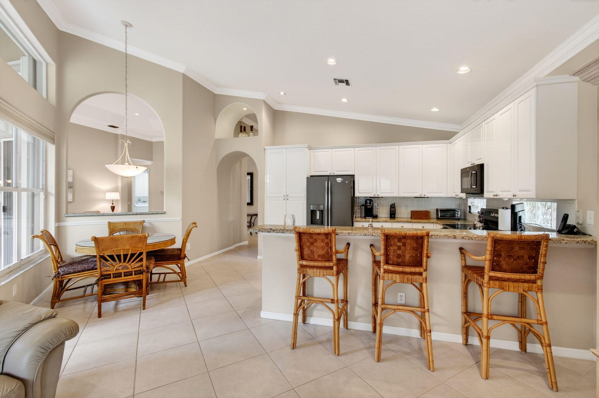 VALENCIA LAKES 1 - Residential