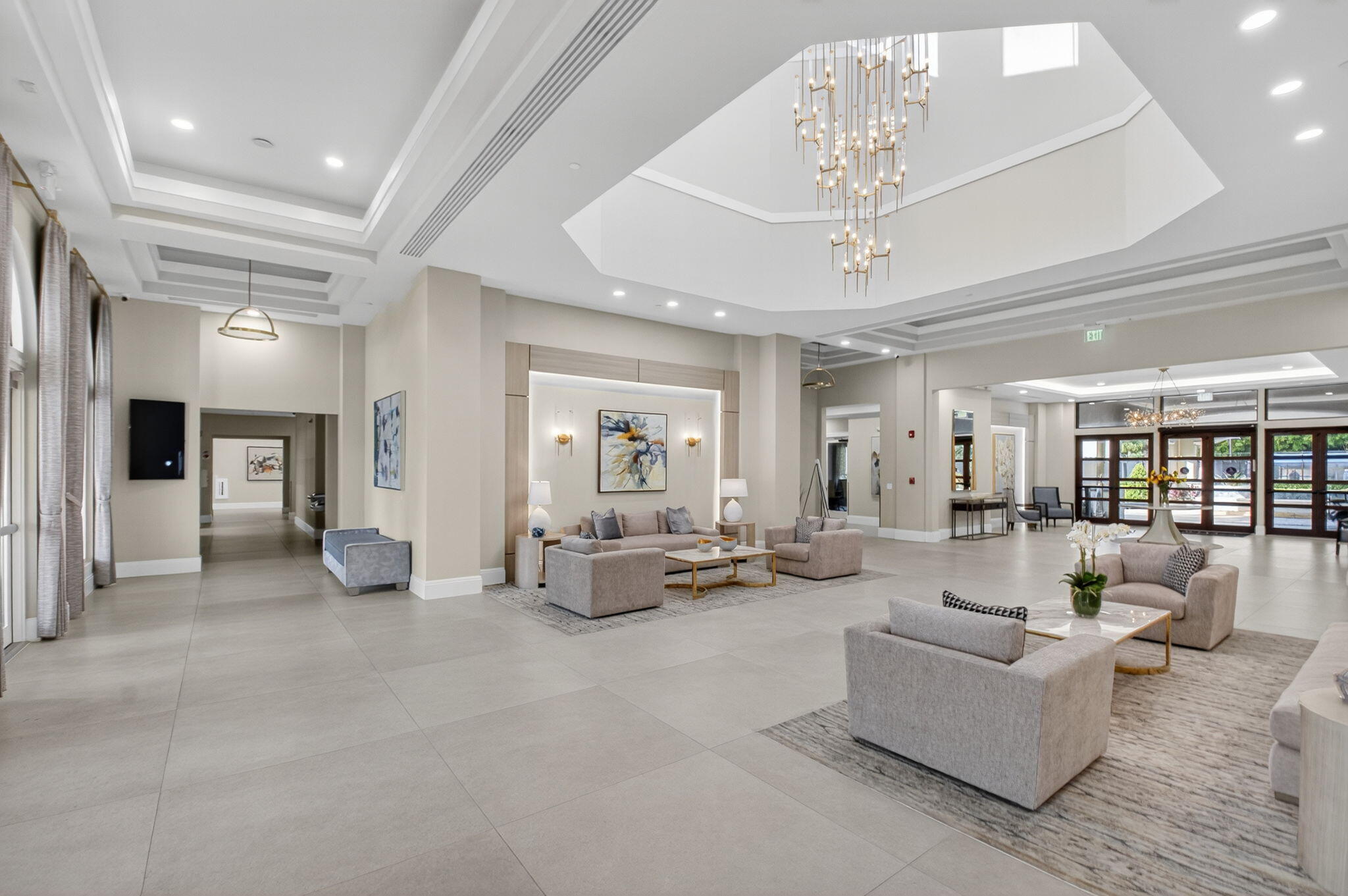 VALENCIA LAKES 1 - Residential