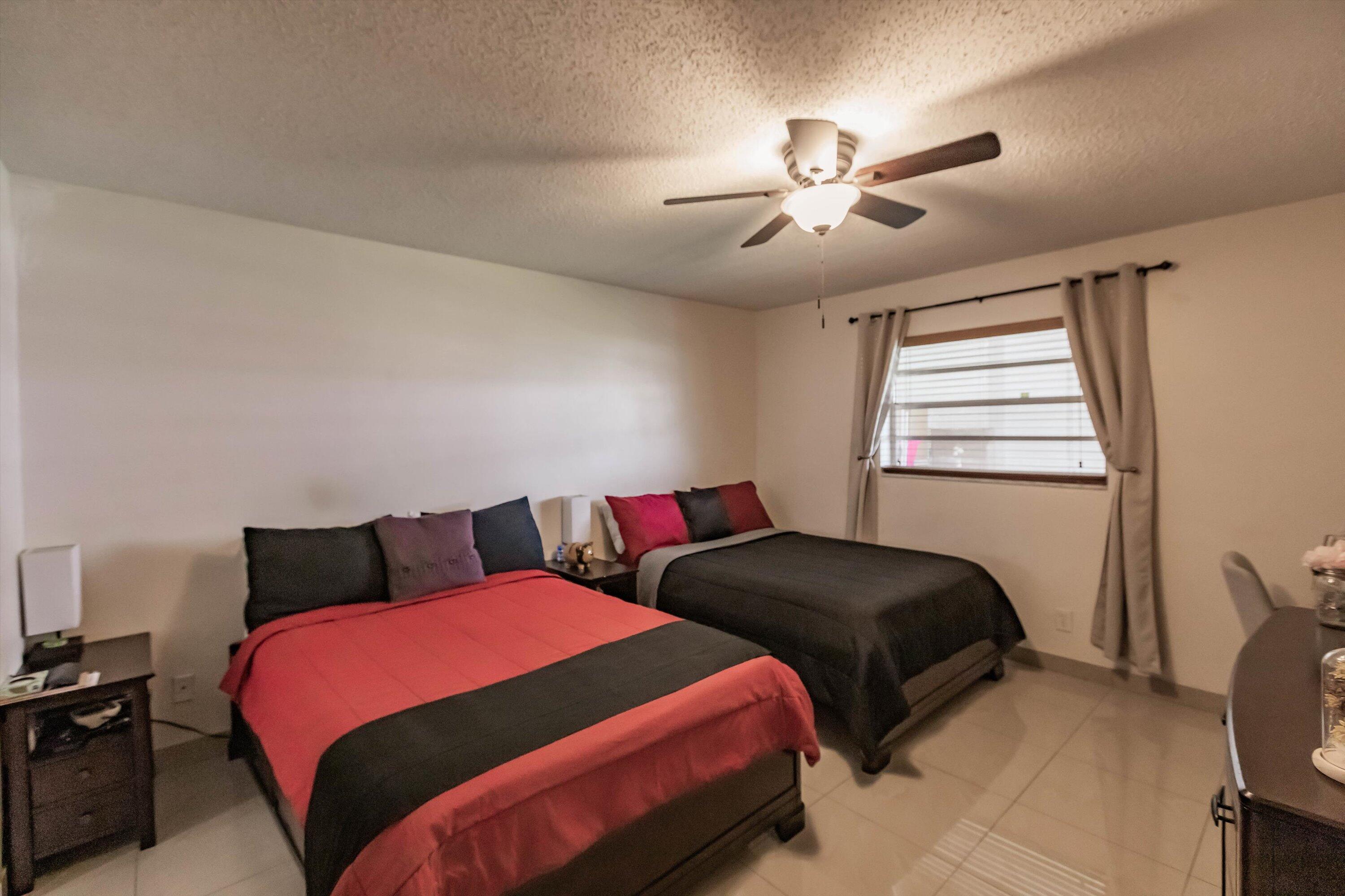 GARNET CONDO - Residential