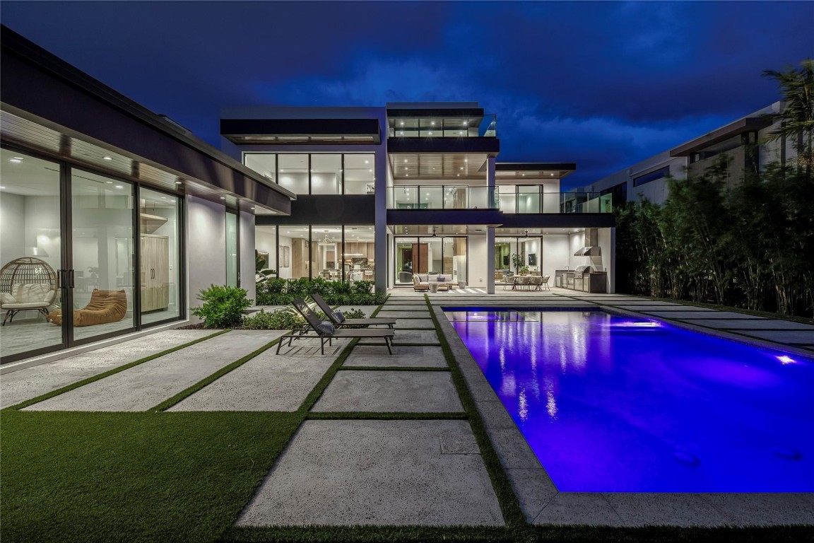 Victoria Isles 15-67 B - Residential