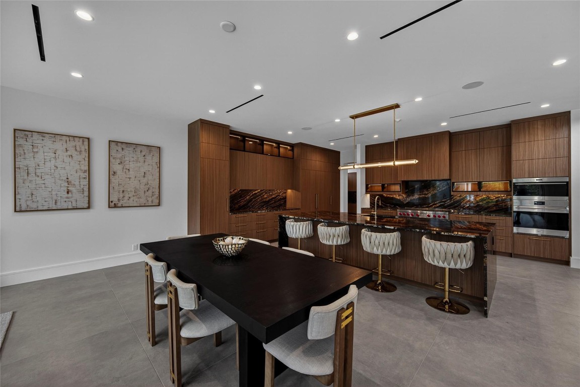 Victoria Isles 15-67 B - Residential