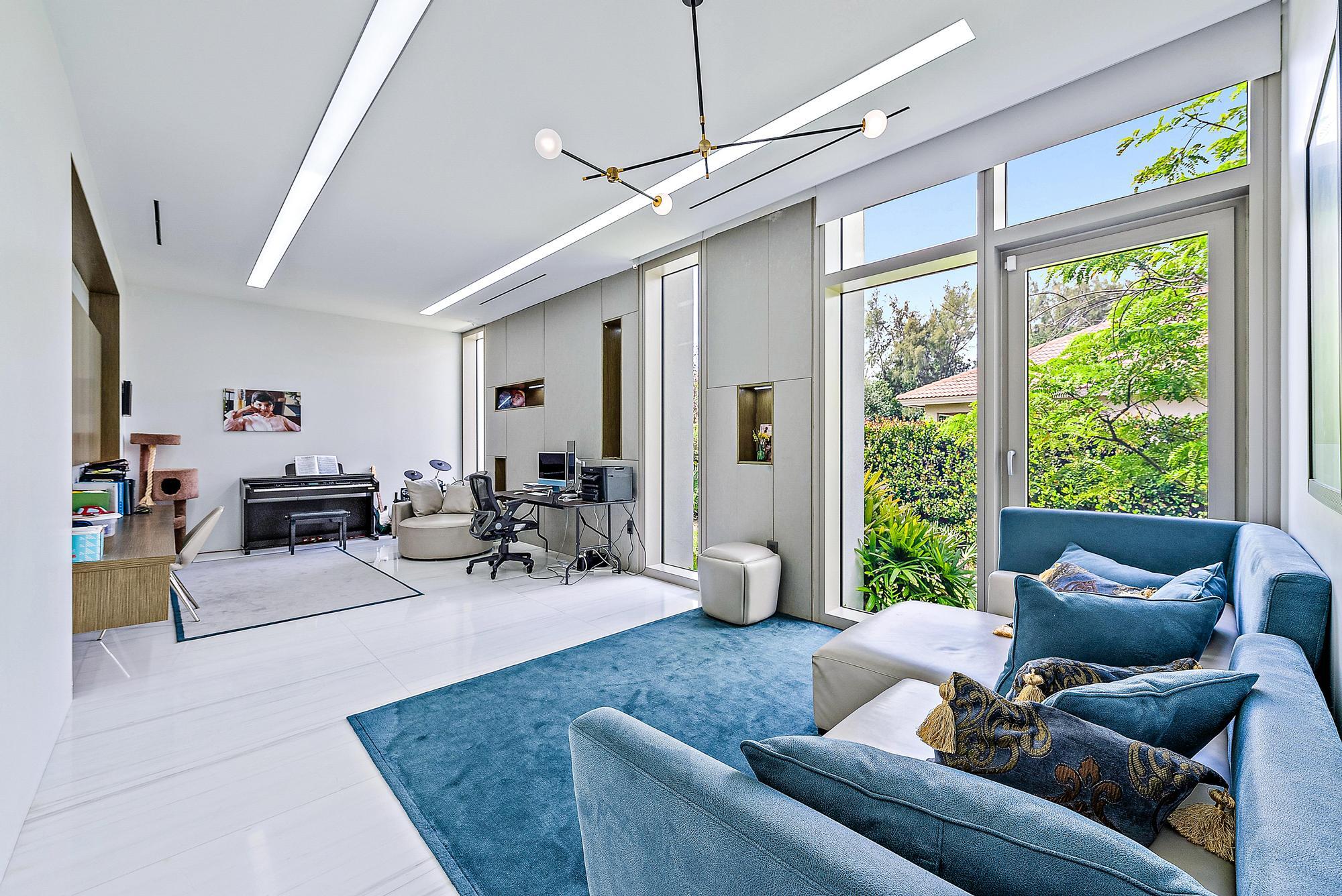 HORSESHOE ACRES WEST REPL (STEEPLECHASE) - Residential