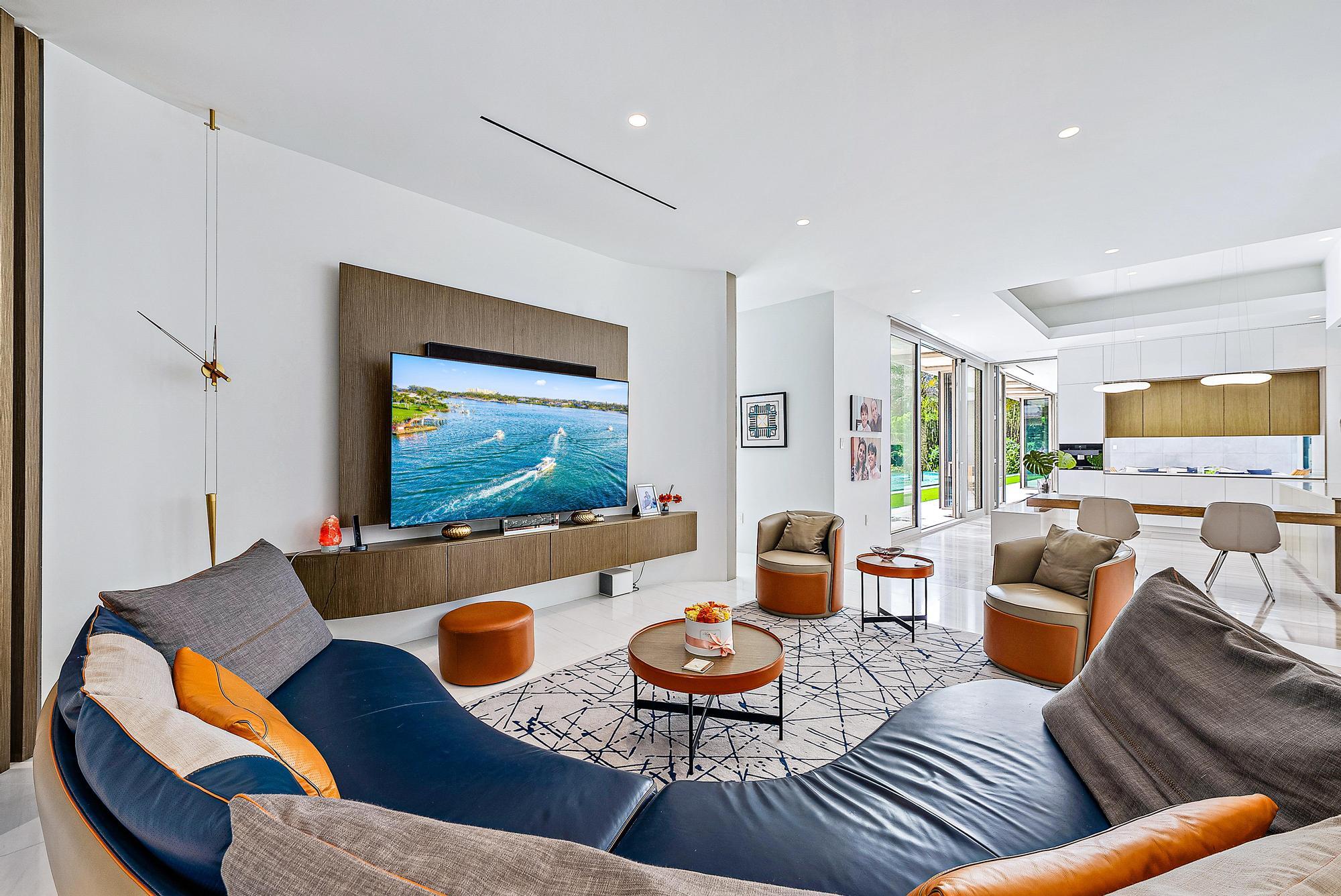 HORSESHOE ACRES WEST REPL (STEEPLECHASE) - Residential