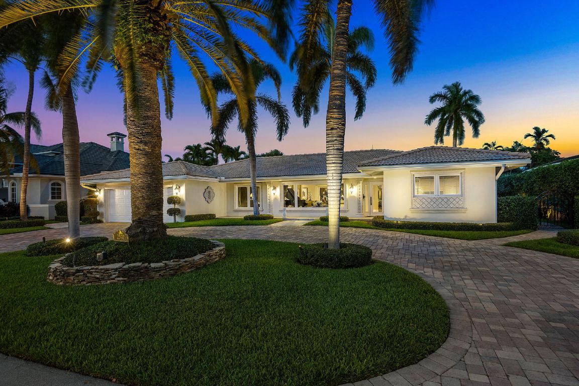 Spectacular single-story home with a split dual master layout comprised of 4 bedrooms and 3 full bathrooms. Situated on a quiet street, with sunny eastern exposure on an oversized lot, this inviting home features a spacious eat-in kitchen with new premium appliances including a wine chiller, a generous family room with volume ceilings, and spacious main suite quarters. The formal living room has an expansive oversized window showering the space in natural sunlight. In the sizable backyard, a beautiful heated pool is accompanied by an inviting gazebo to relax in the shade. In addition, the property is encased by lush tropical landscaping providing the entire home with the perfect private backdrop for entertaining.