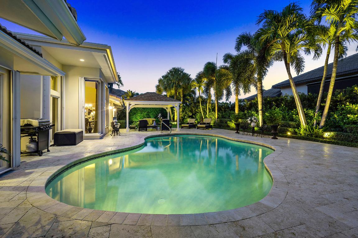 ROYAL PALM YACHT & COUNTRY CLUB - Residential