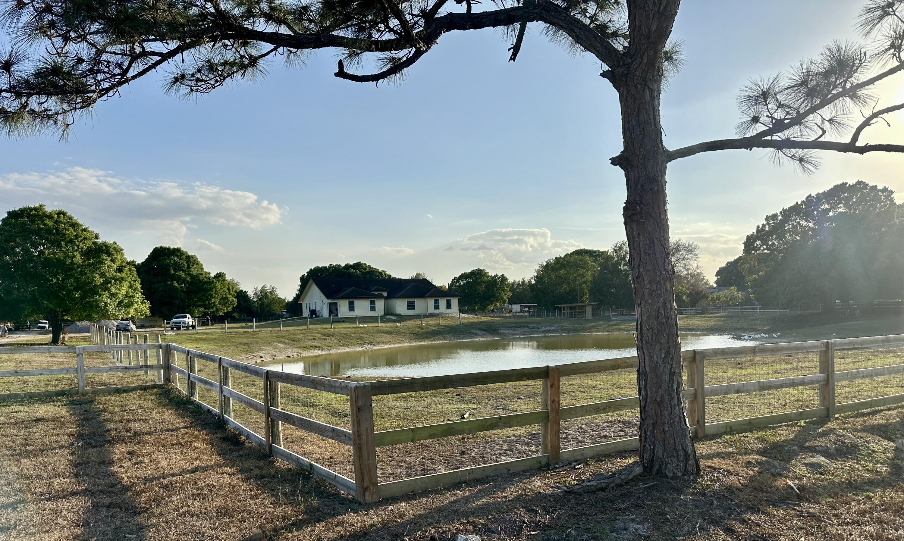 Loxahatchee  Groves - Residential