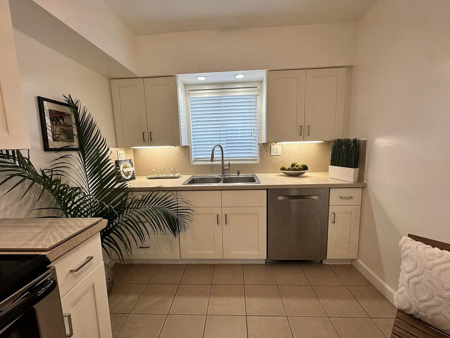 MELROSE PARK SEC 4 - Residential Lease