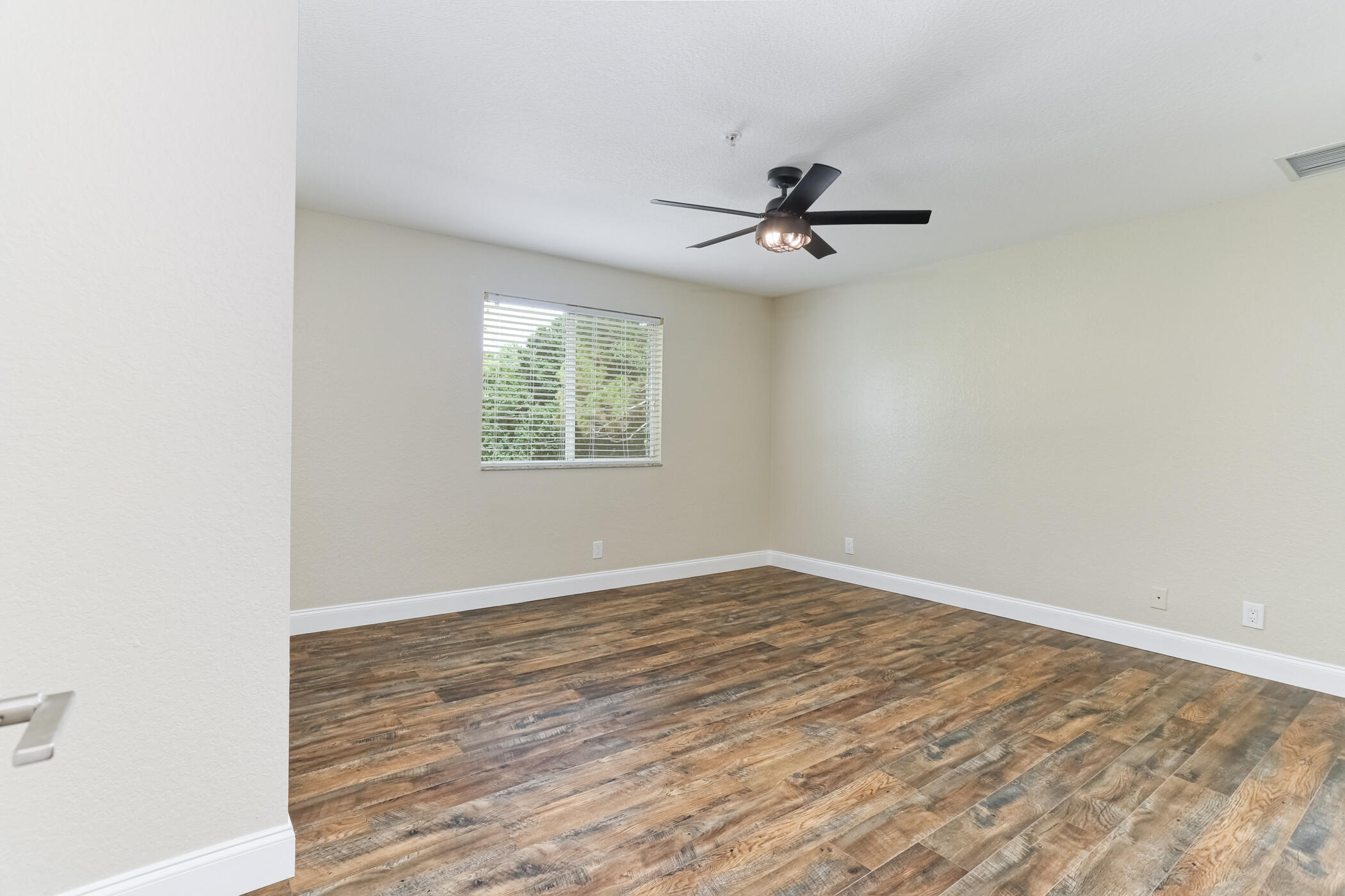 MARTINS CROSSING - Residential Lease