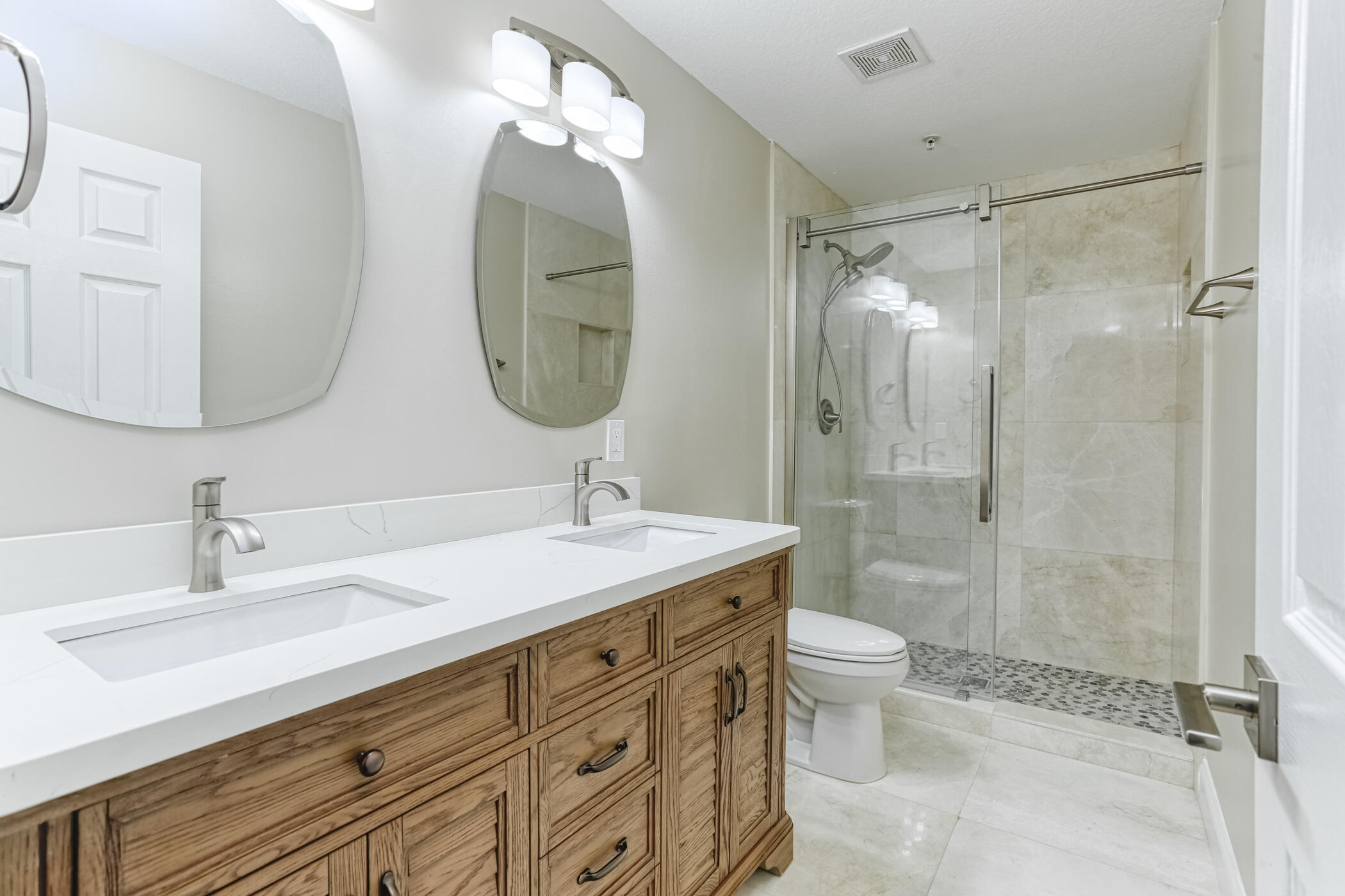MARTINS CROSSING - Residential Lease