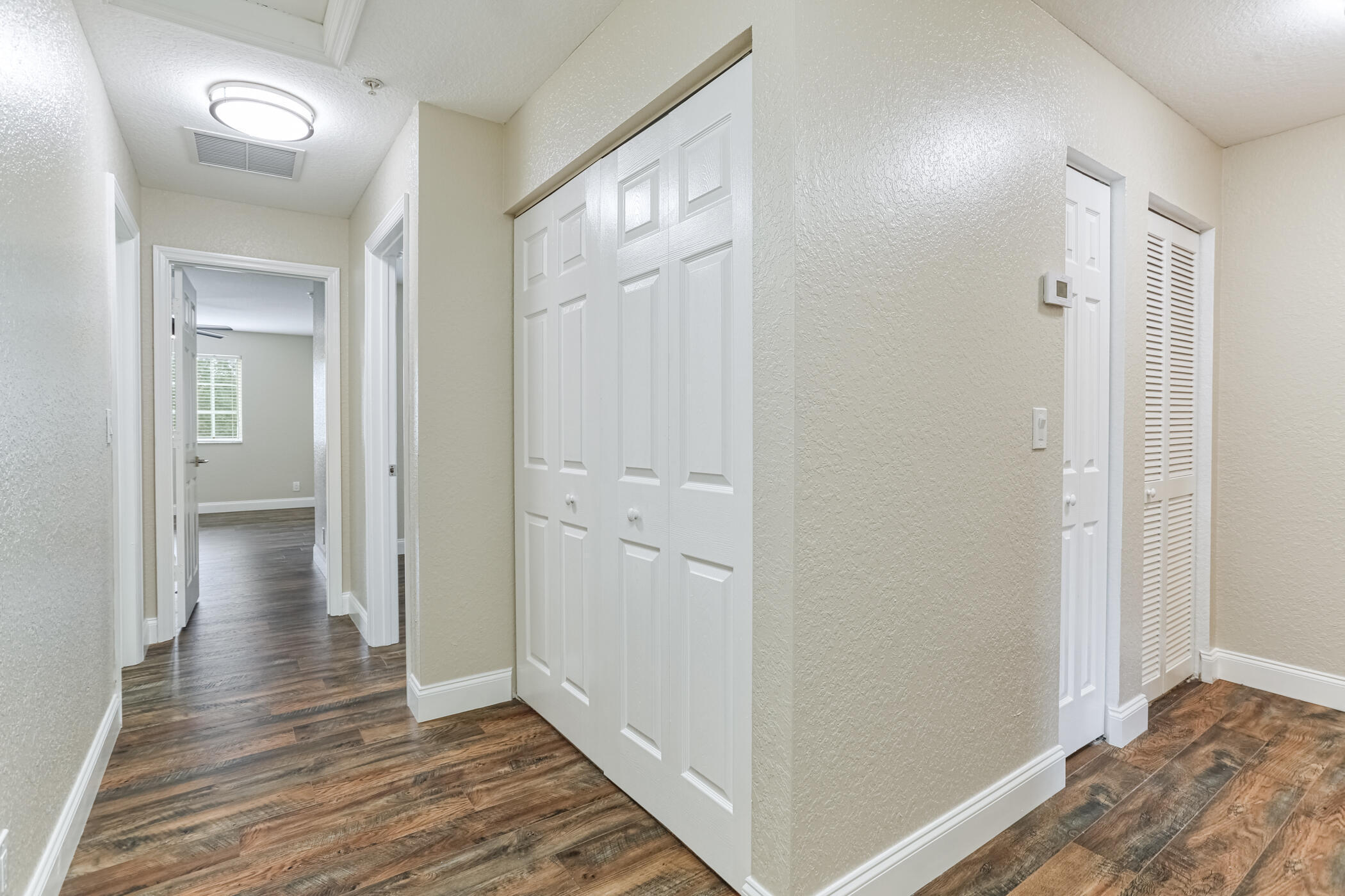 MARTINS CROSSING - Residential Lease