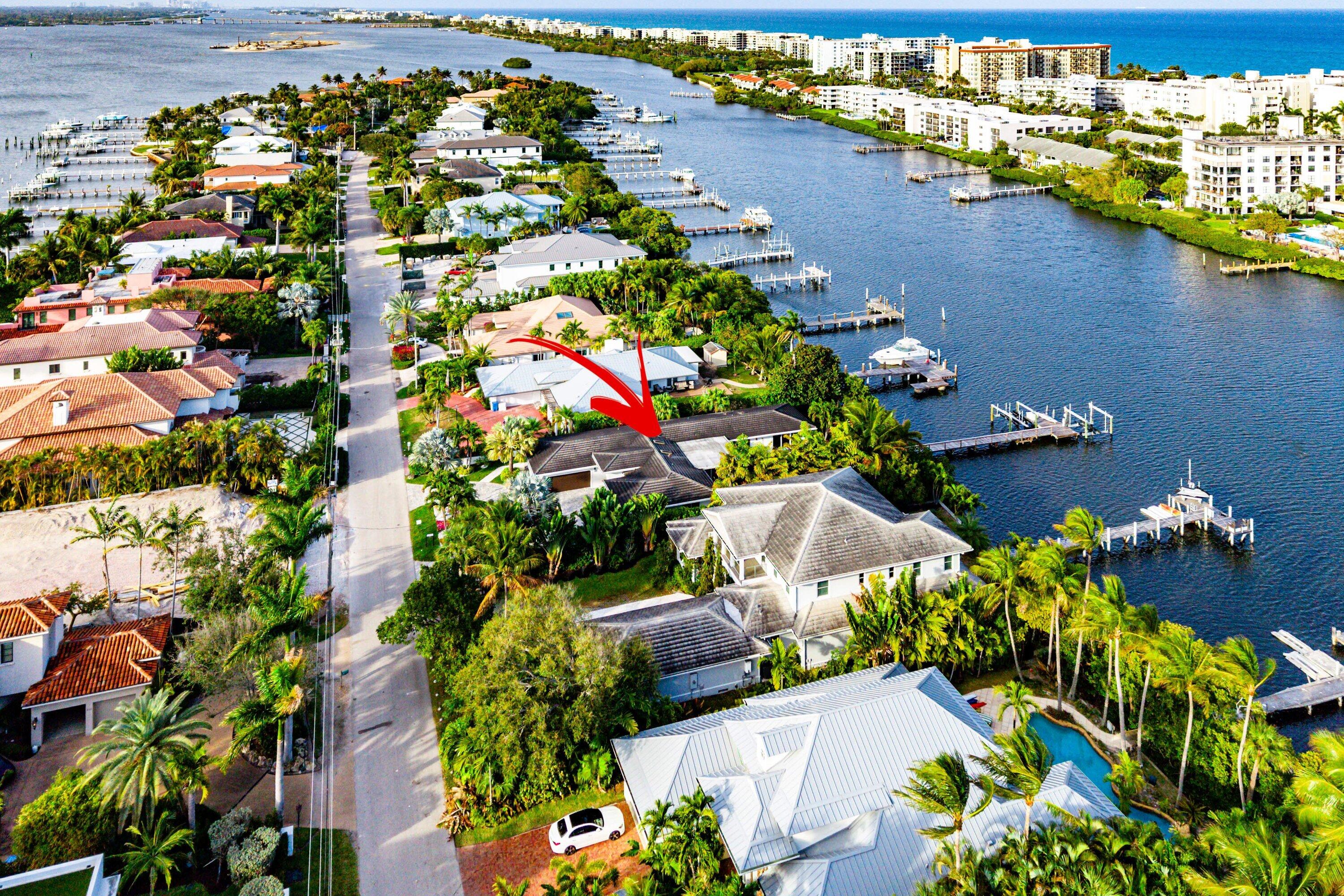 LAKE SHORES LANTANA - Residential