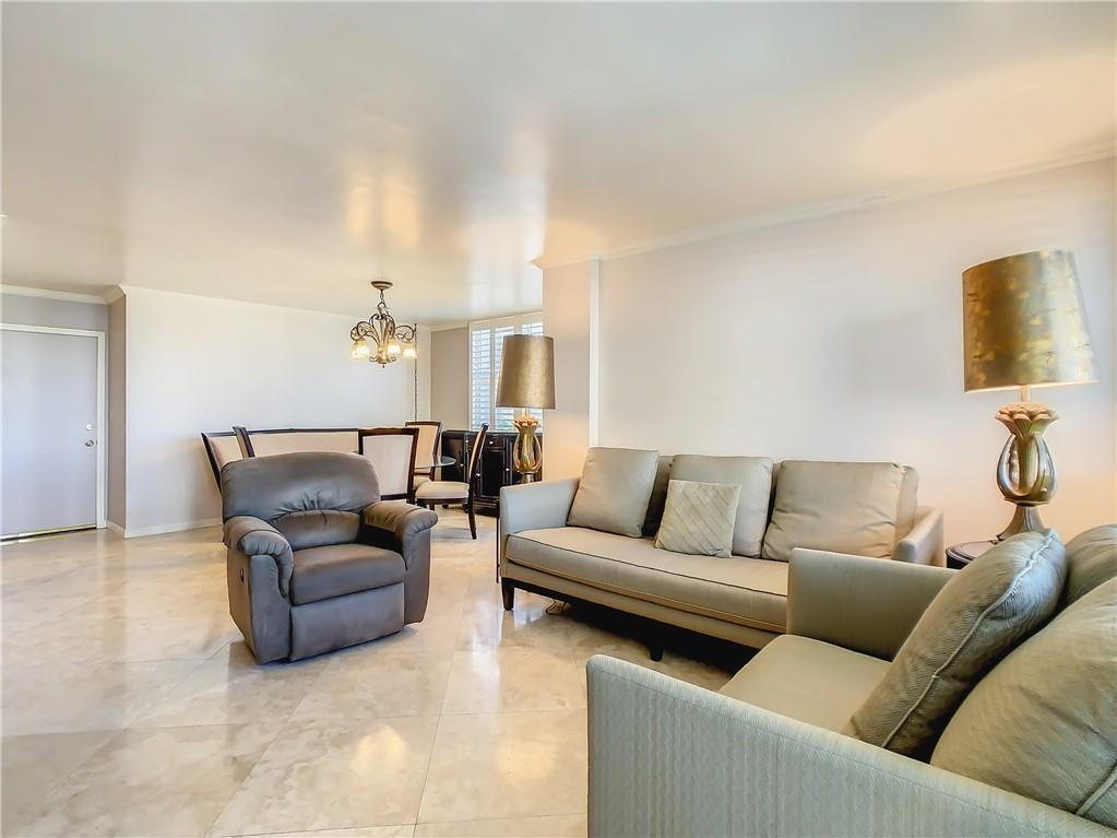 Jamaica House - Residential