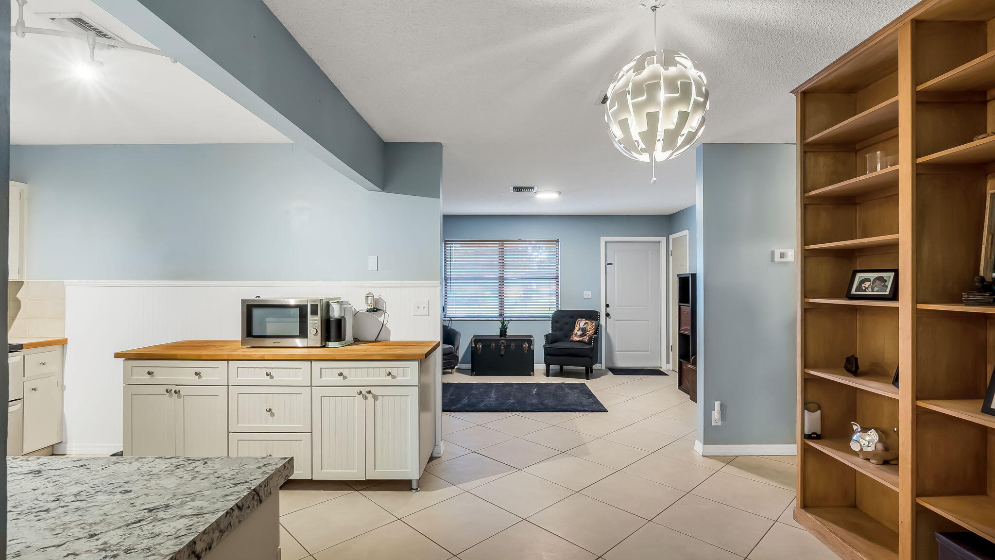 PALM BEACH FARMS CO 3 - Residential