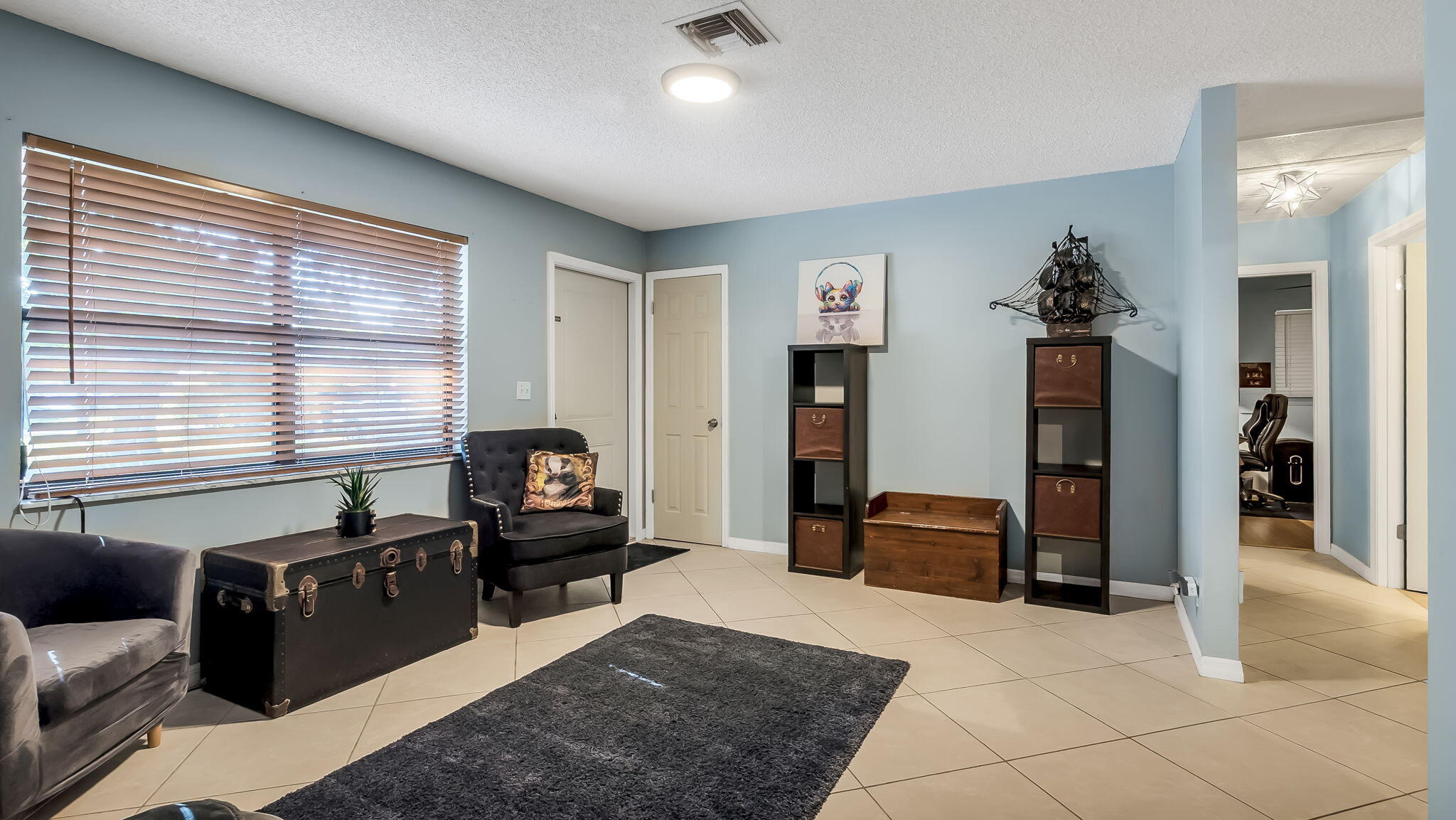 PALM BEACH FARMS CO 3 - Residential