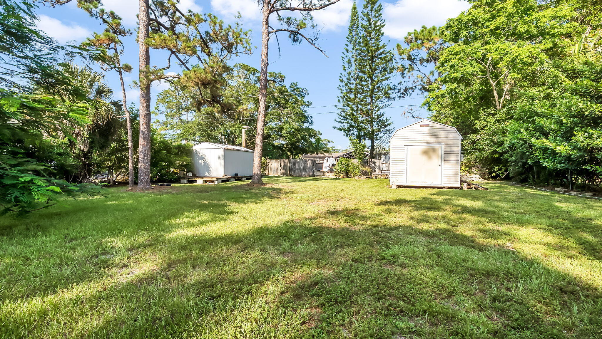PALM BEACH FARMS CO 3 - Residential