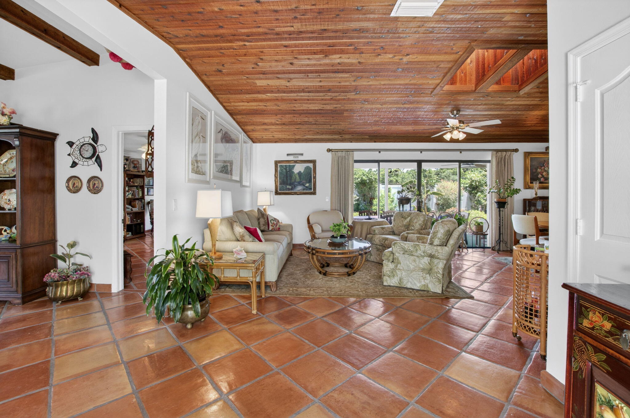 CRANBROOK LAKE ESTATES - Residential