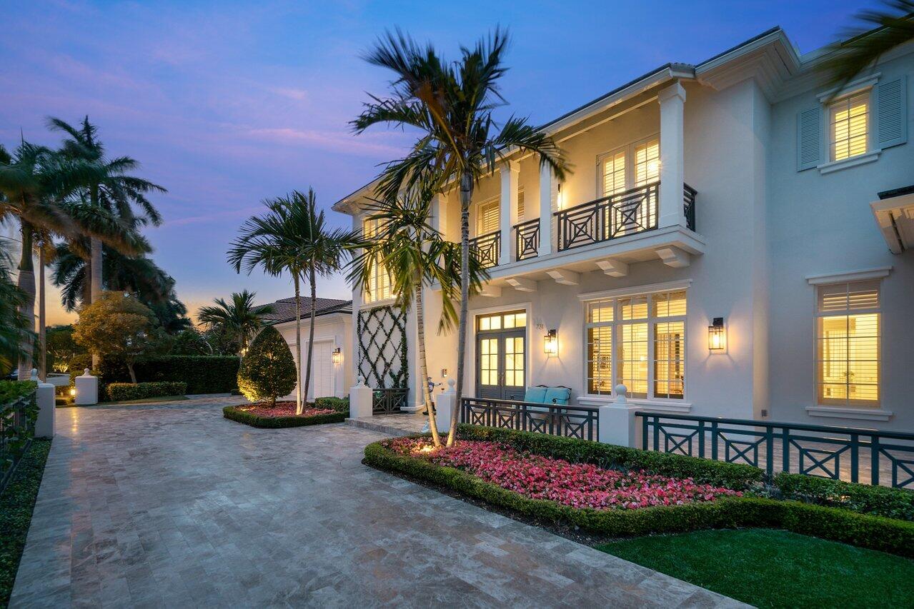 SUN AND SURF CLUB COMMUNITY - Residential