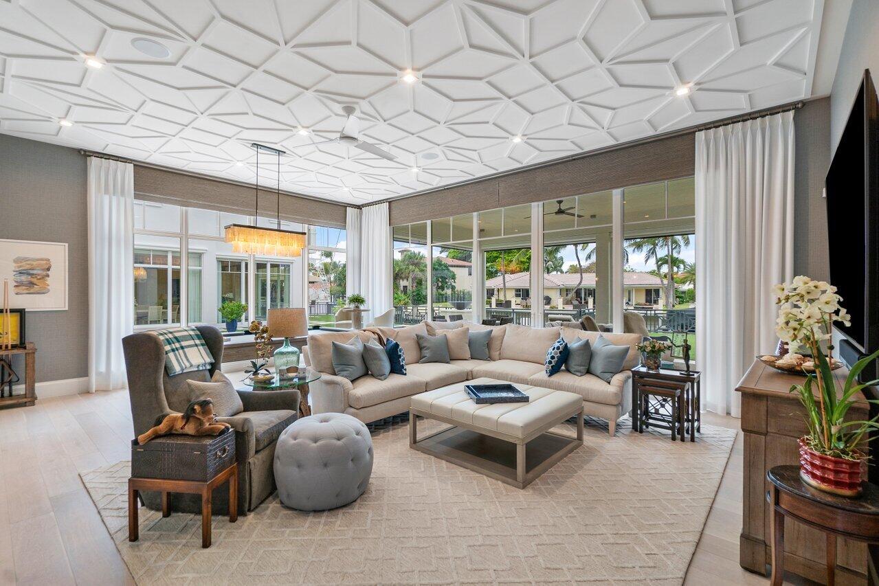 SUN AND SURF CLUB COMMUNITY - Residential