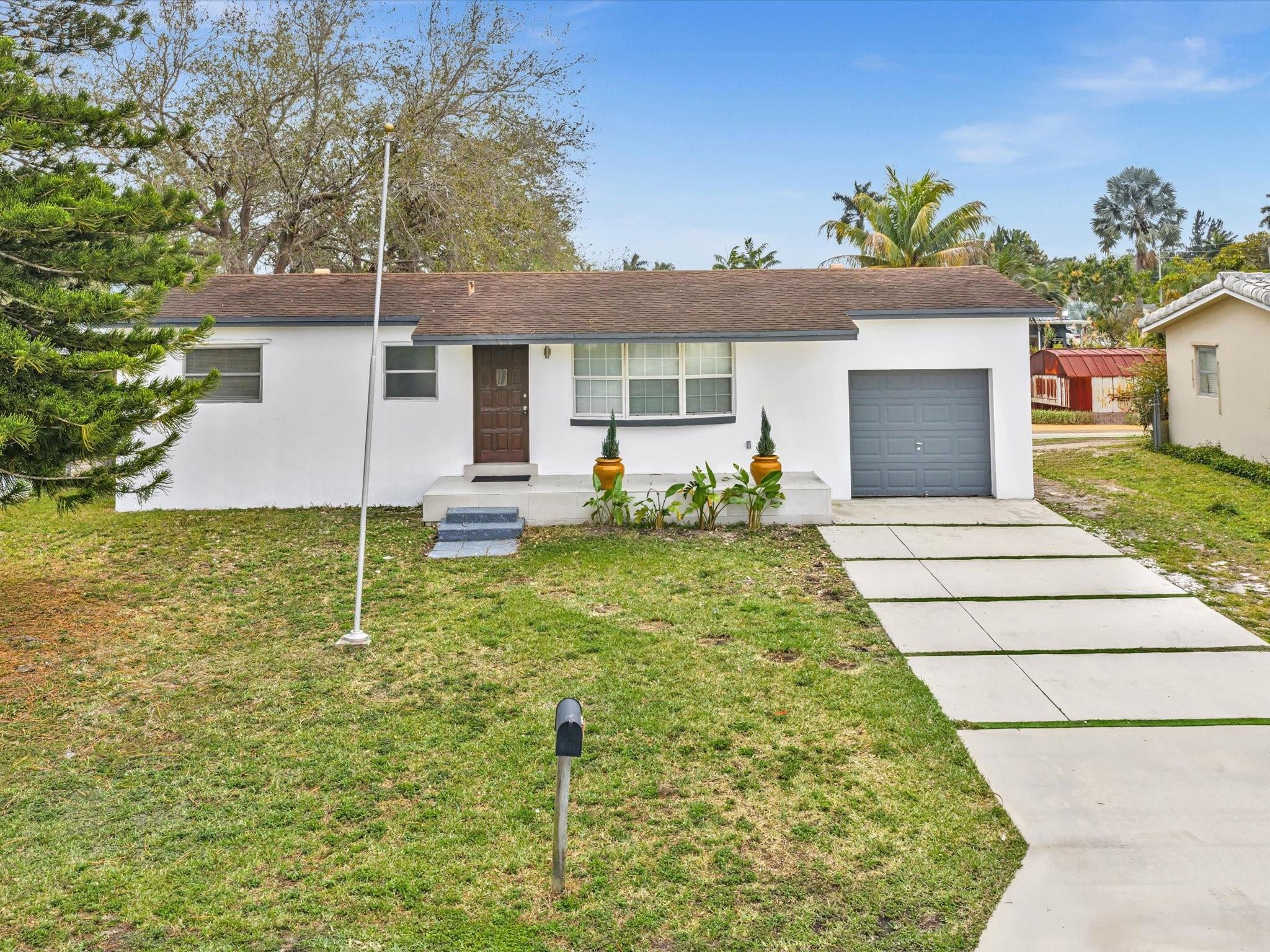 Stirling Lake 48-45 B - Residential