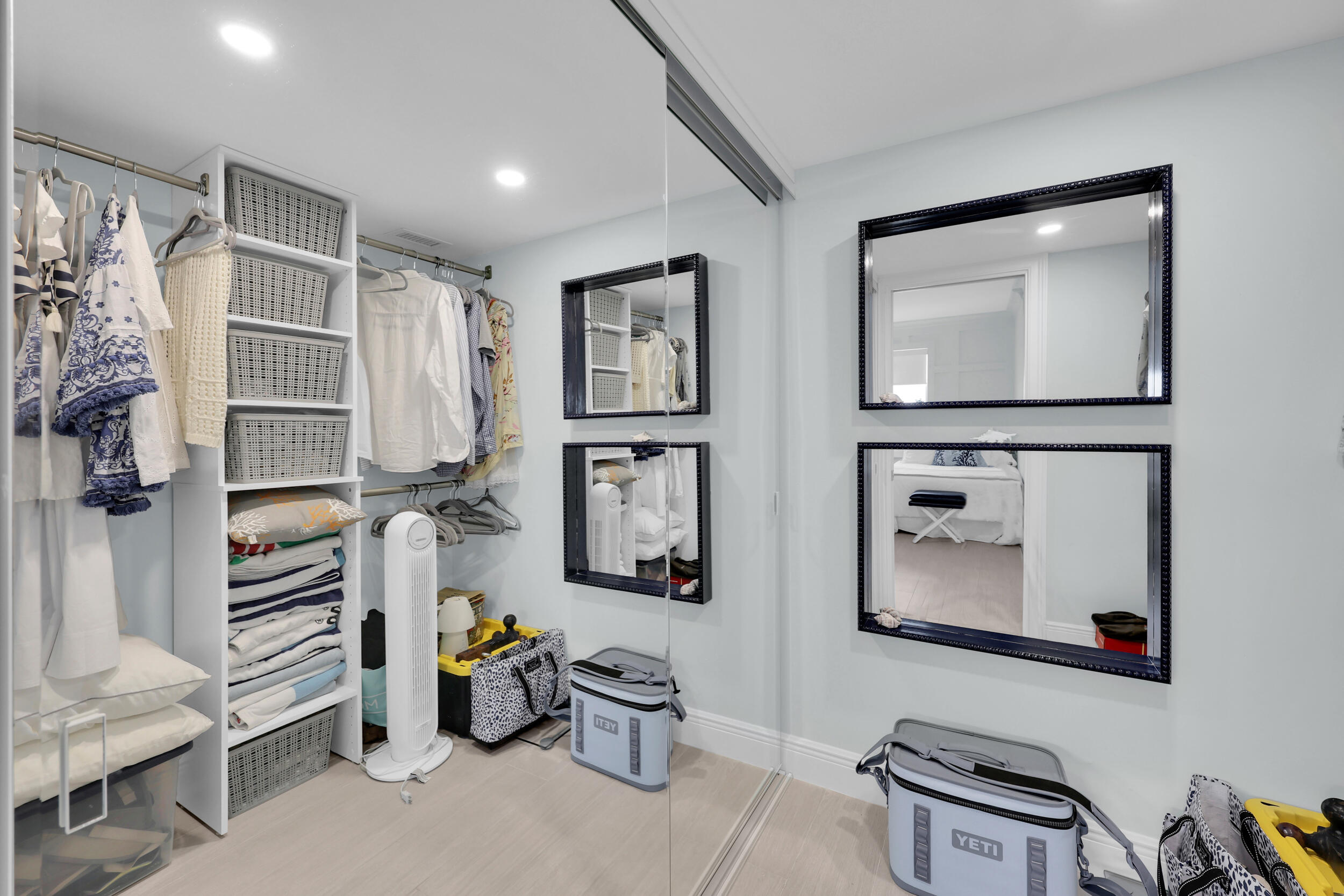 MONTEREY HOUSE CONDO - Residential
