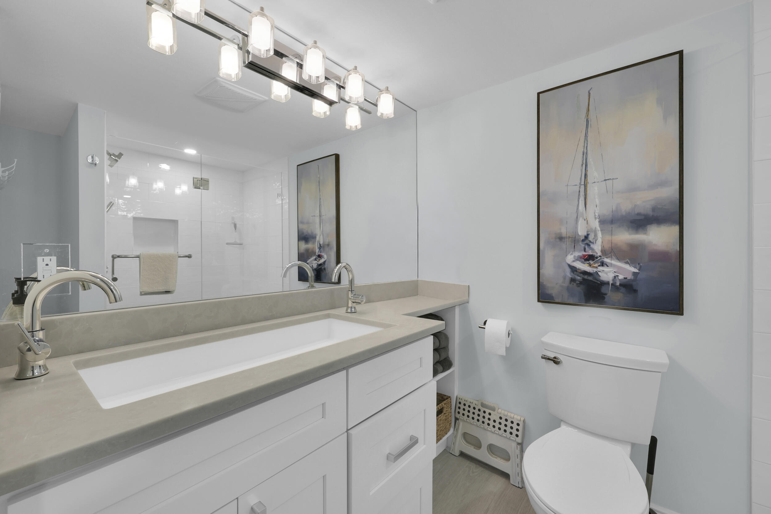 MONTEREY HOUSE CONDO - Residential