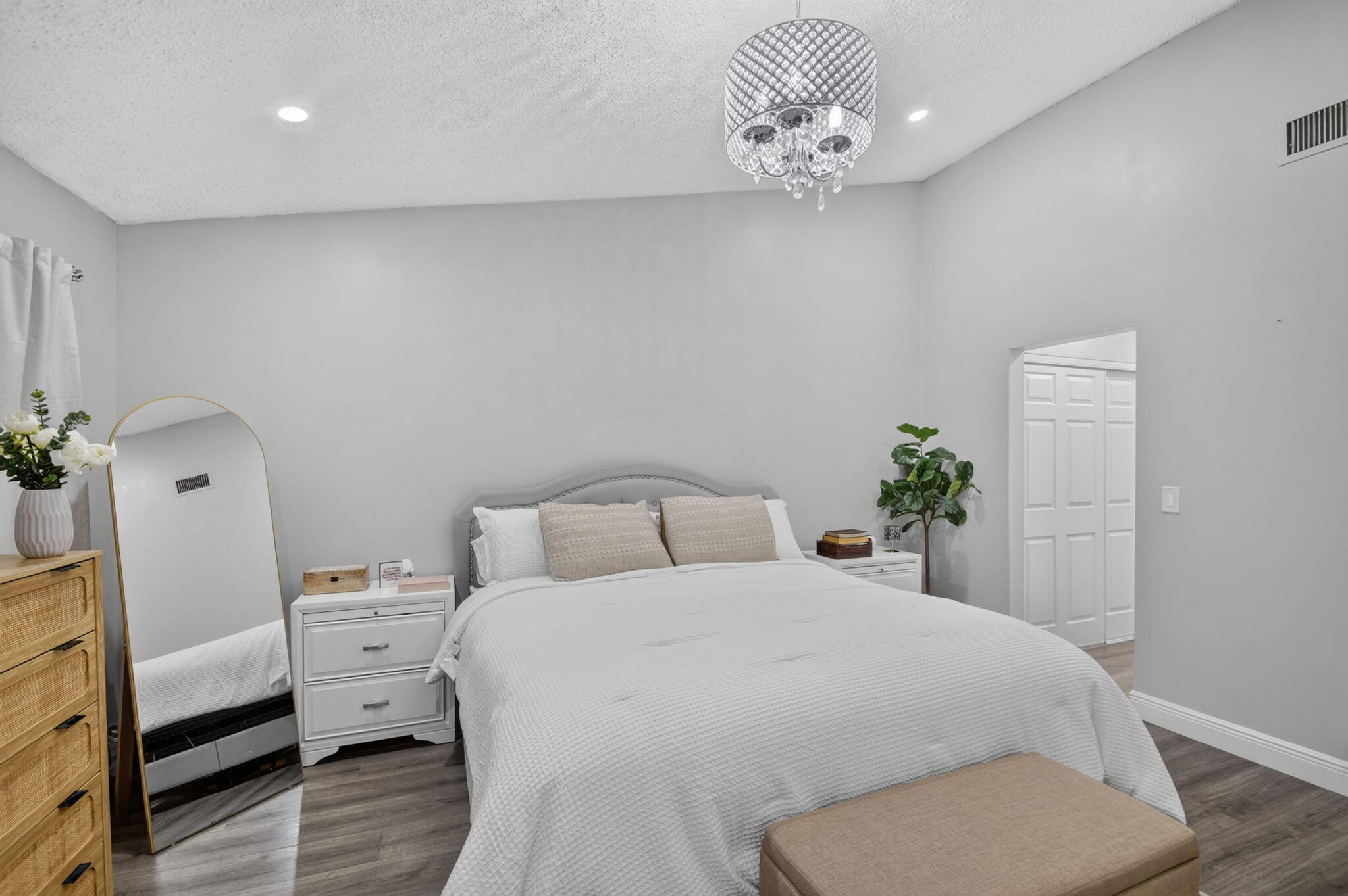 SPRINGDALE HOMES - Residential