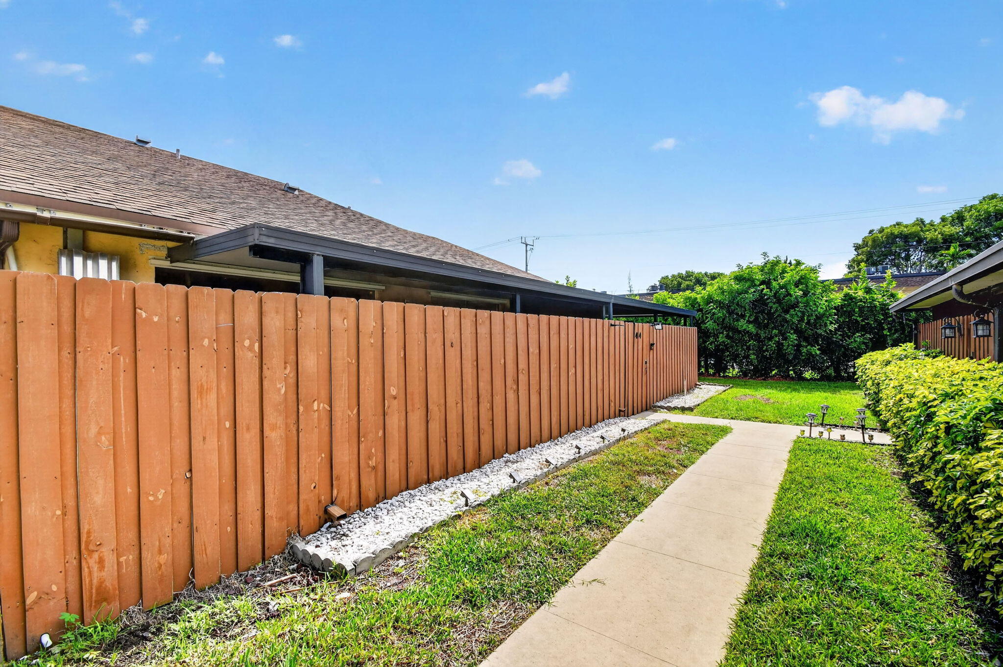 SPRINGDALE HOMES - Residential
