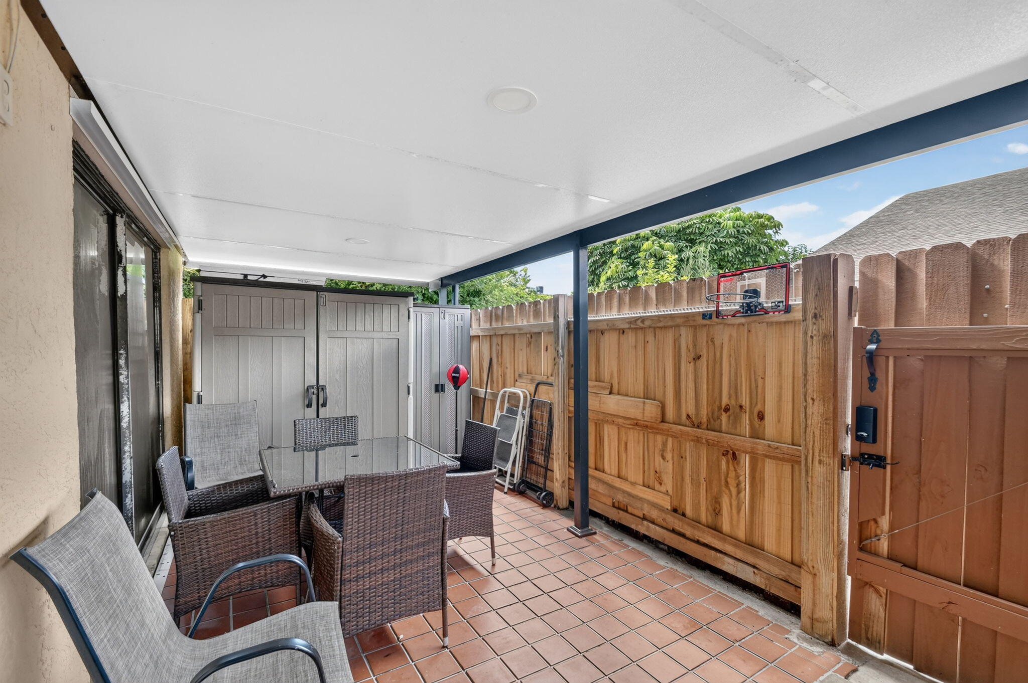 SPRINGDALE HOMES - Residential