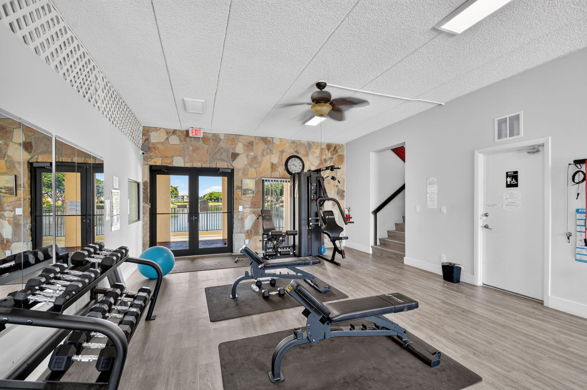SPRINGDALE HOMES - Residential