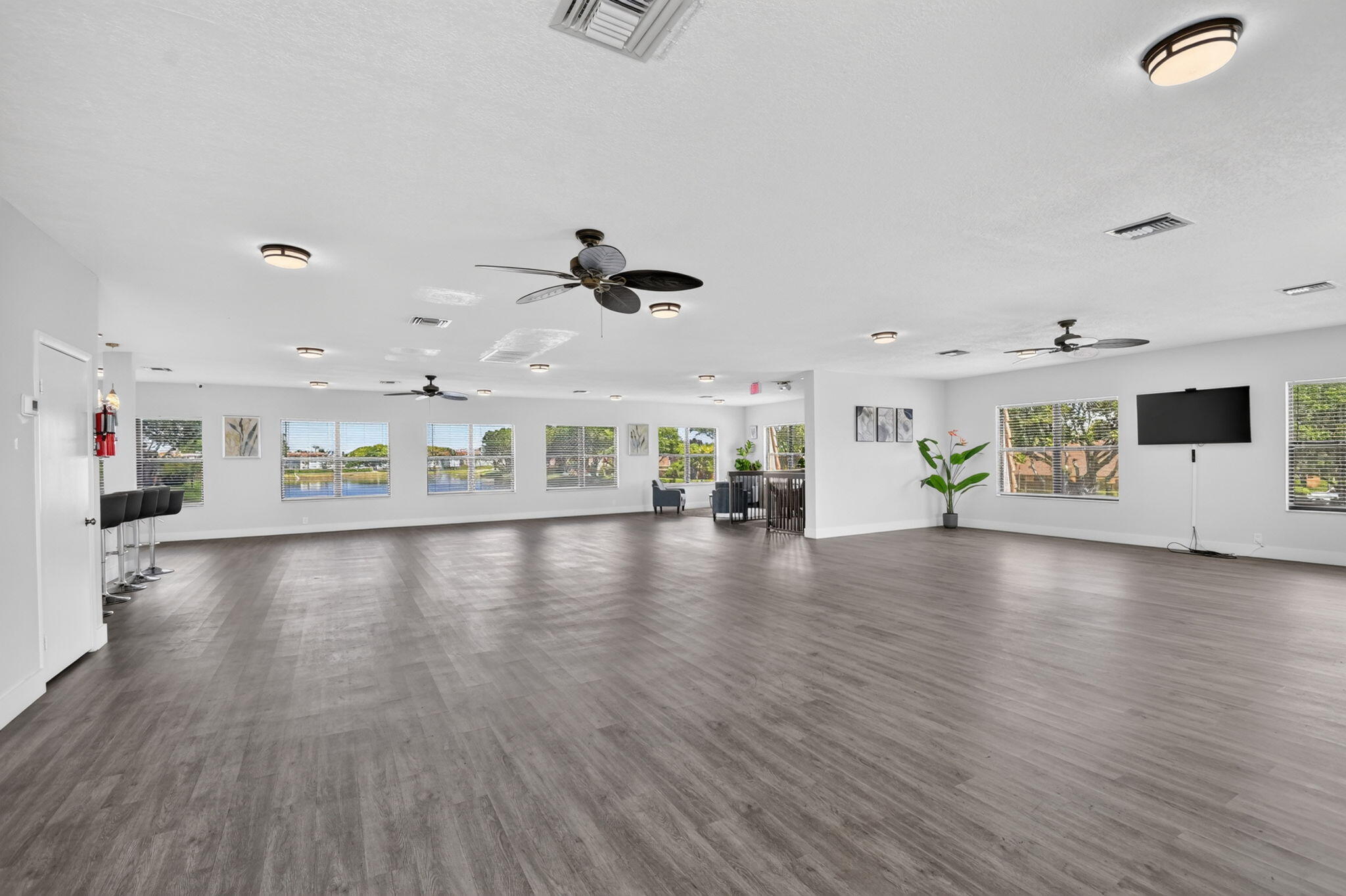 SPRINGDALE HOMES - Residential