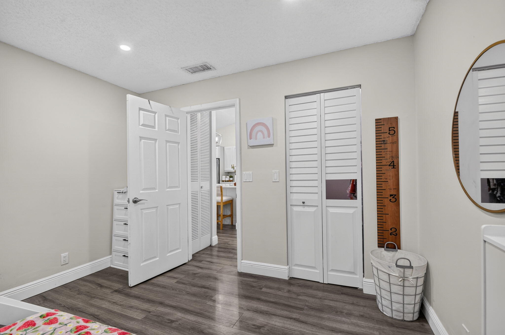 SPRINGDALE HOMES - Residential