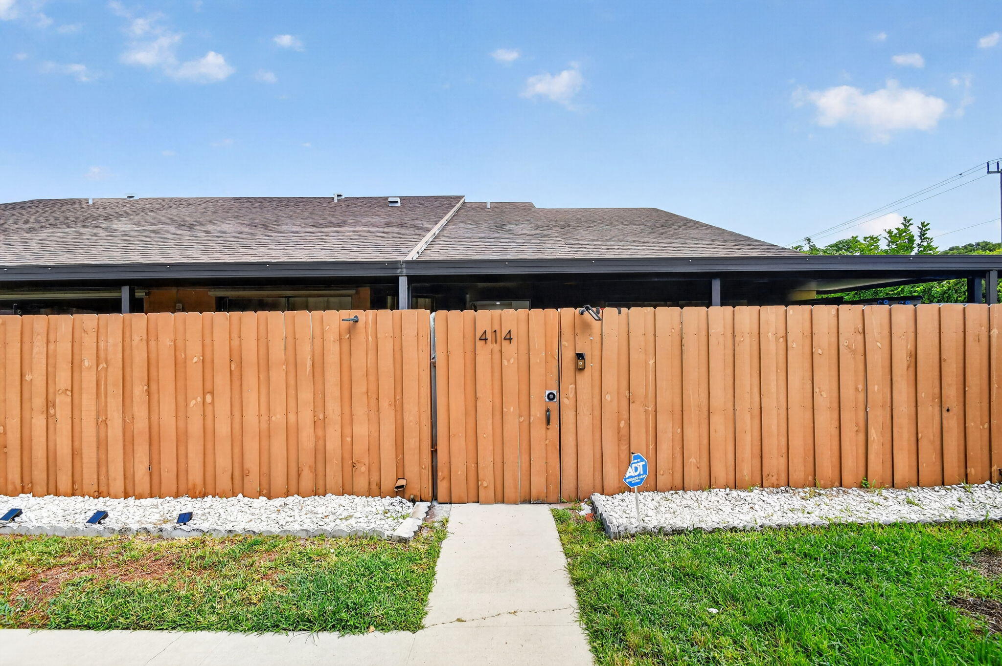 SPRINGDALE HOMES - Residential
