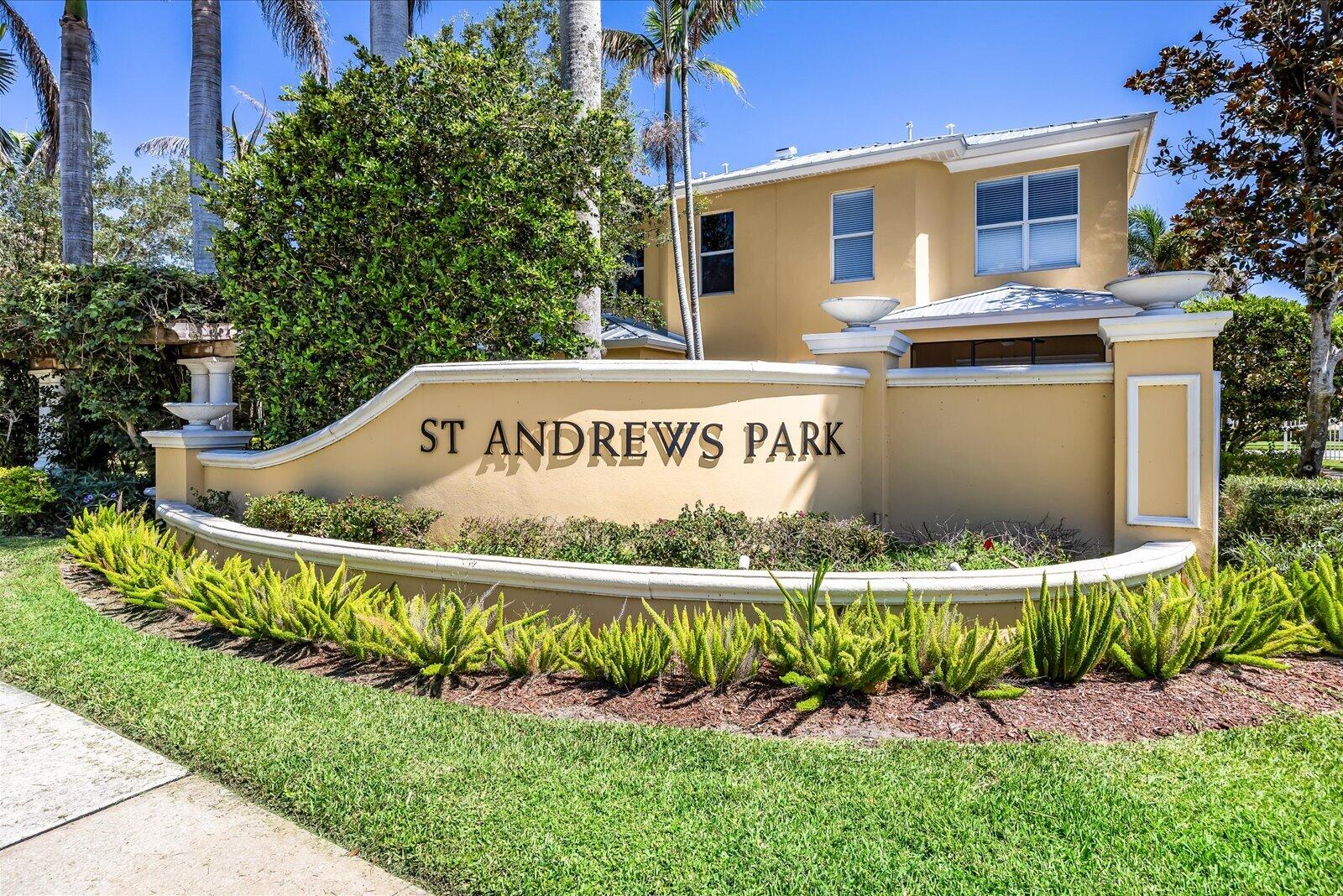 ST ANDREWS TOWNHOMES REPLAT NO 2 - Residential