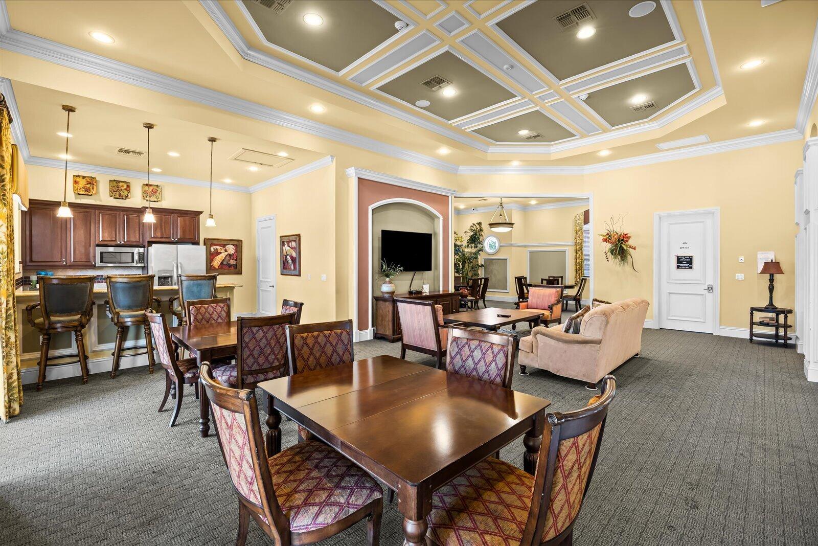 ST ANDREWS TOWNHOMES REPLAT NO 2 - Residential