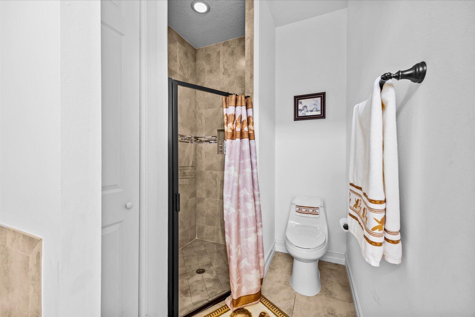 ST ANDREWS TOWNHOMES REPLAT NO 2 - Residential