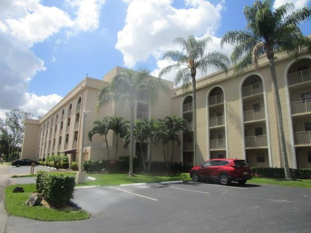 HOLIDAY SPRINGS - Residential