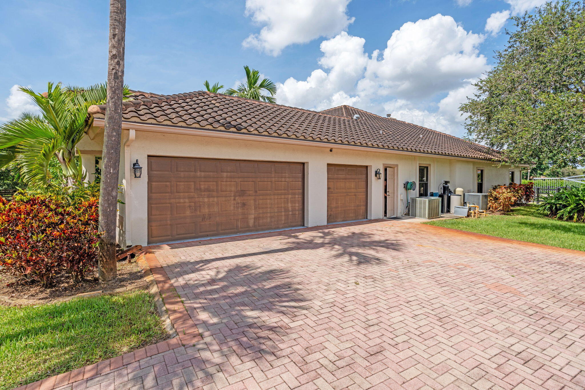 PADDOCK PARK NO 2 OF WELLINGTON - Residential